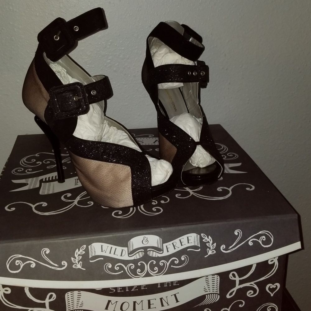 Georgina Goodman Cream and black beauties!